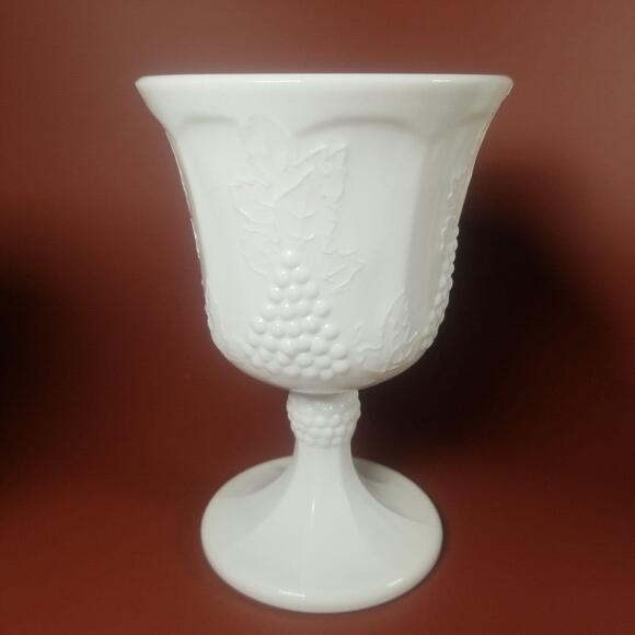 Vintage Colony Harvest Grape White Milk Glass Pedestal Goblets Wine Lot of 4 - Picture 3 of 8